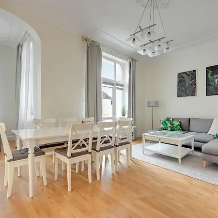 Palermo - Spacious Family 200 M From By Lion * Sopot
