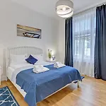 Palermo - Spacious Family 200 M From By Lion Appartement Sopot