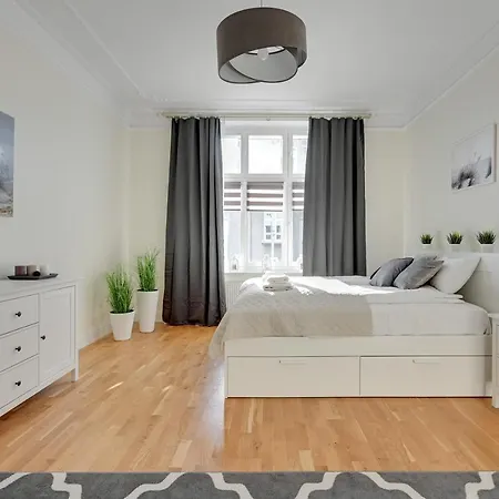 Apartment Palermo - Spacious Family 200 M From By Lion *