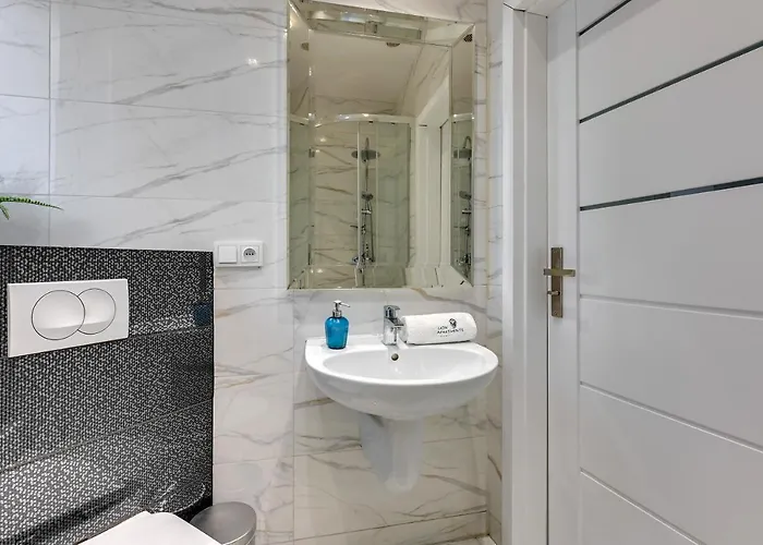 Palermo - Spacious Family 200 M From By Lion * ソポト