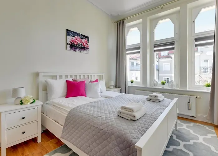 Palermo - Spacious Family 200 M From By Lion Apartament